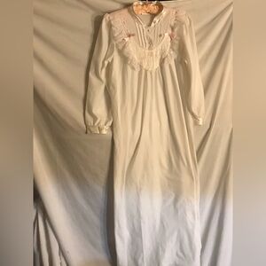Vintage Ashley Taylor Ankle Length Long Nightgown White Pink Ruffle Lace size M